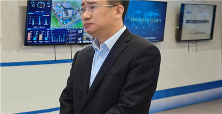 贵州省黔东南州委常委、副州长崔鹏一行莅临云顶集团官网考察指导
